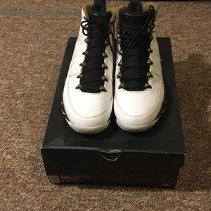 Air Jordan IX “Copper/Statue” AJ 9
